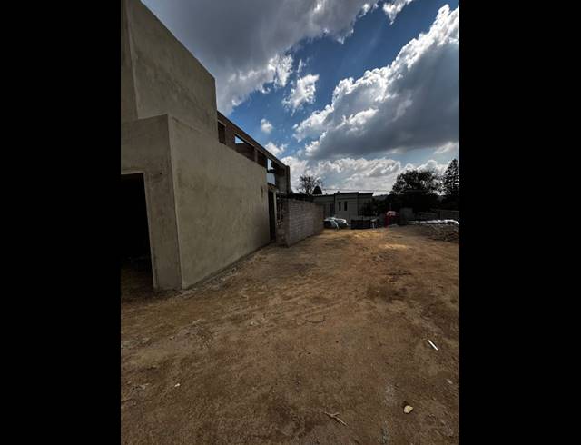 4 BEDROOM FREEHOLD FOR SALE IN EDENBURG
